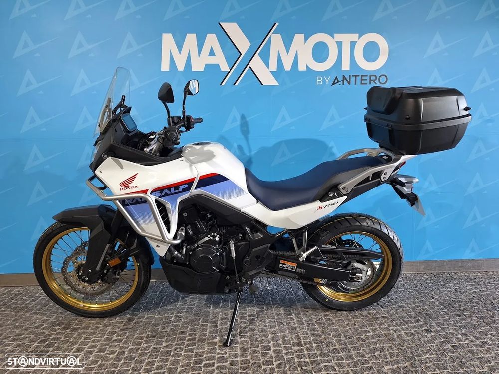 Honda Transalp 750 - 5