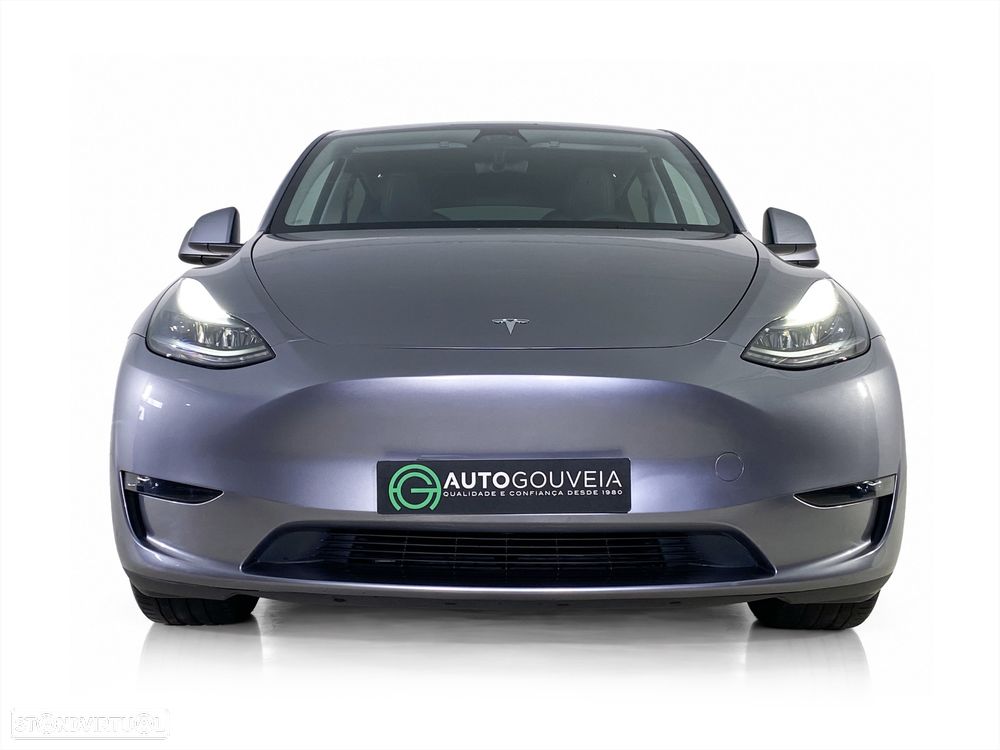 Tesla Model Y Long Range Dual Motor AWD - 3