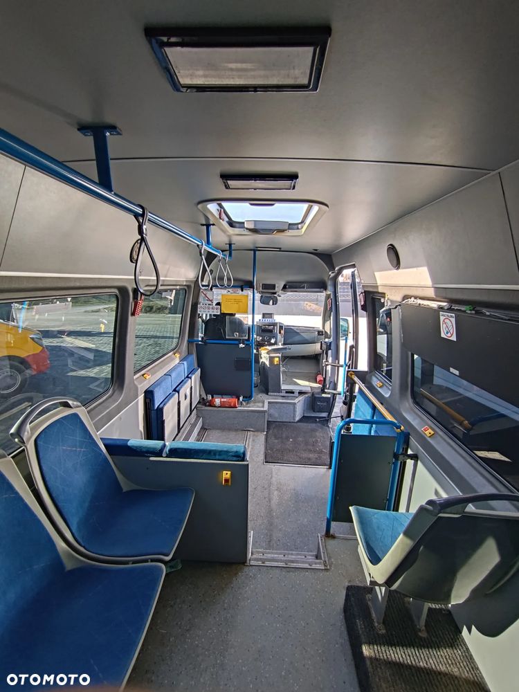 Mercedes-Benz Sprinter Mid City - 9