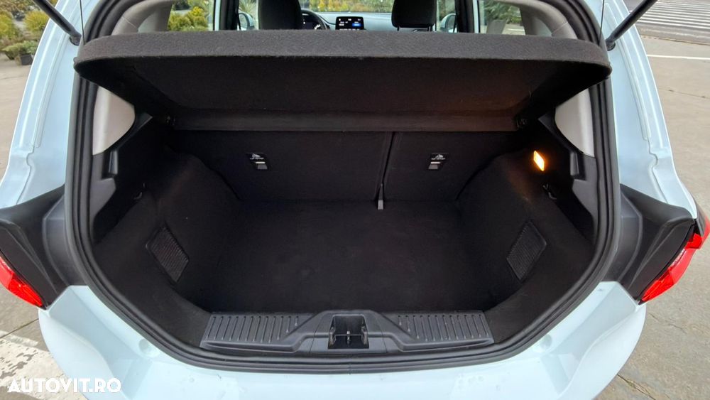 Ford Fiesta 1.1 Trend Connected - 9