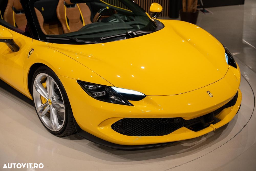 Ferrari 296 GTS - 20