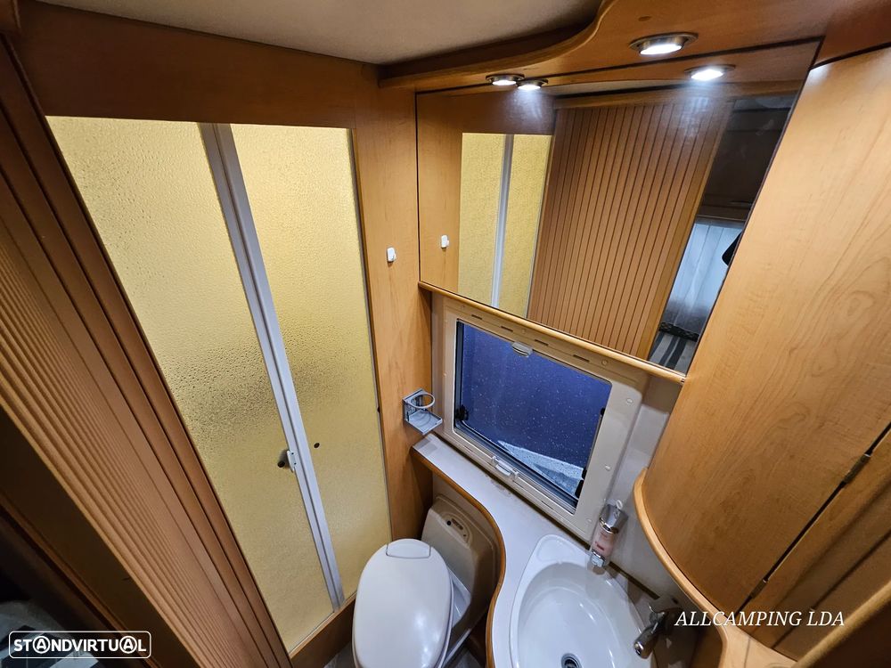 Hymer B Classic 655 CAMA FRANCESA + BASCULANTE - 41