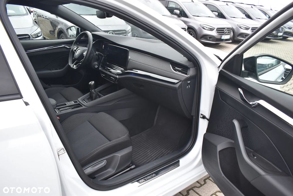 Skoda Octavia 1.5 TSI ACT Style - 17