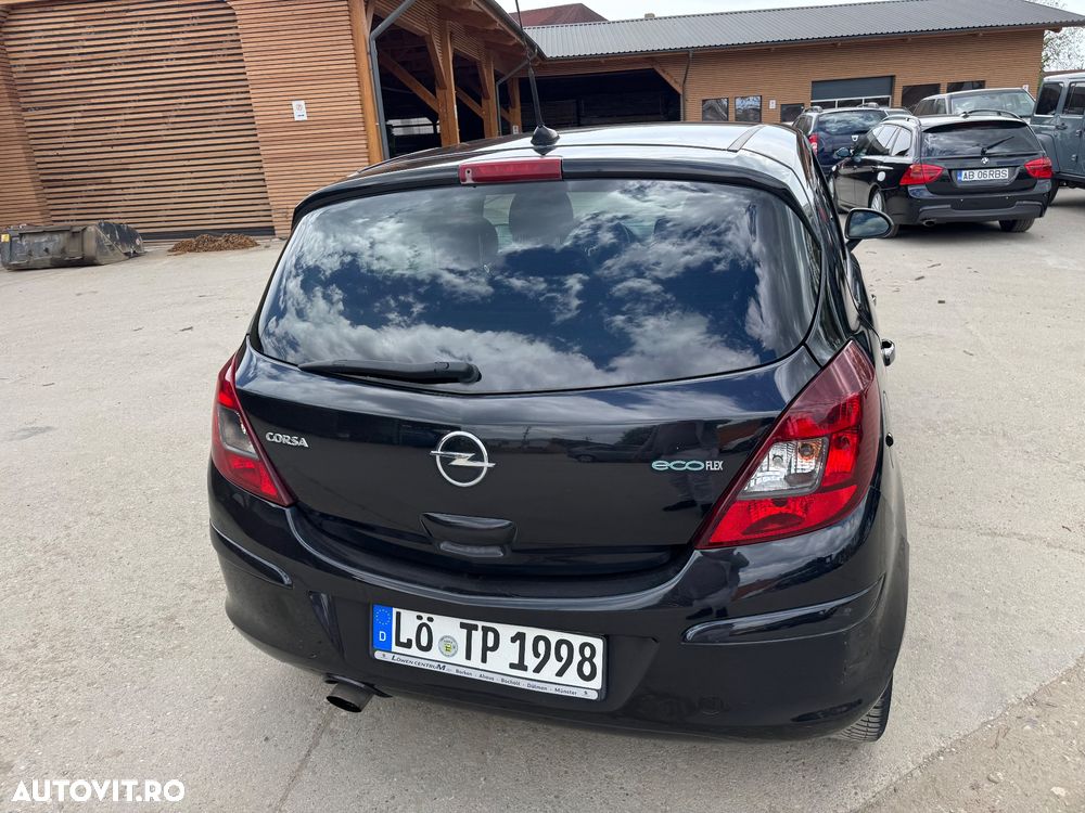Opel Corsa 1.4 Cosmo - 2