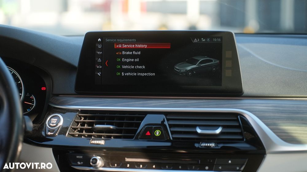 BMW Seria 5 540i Aut. Sport Line - 25