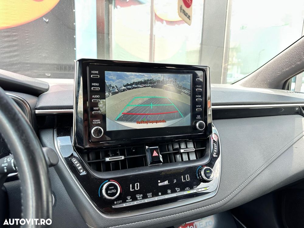 Toyota Corolla - 13