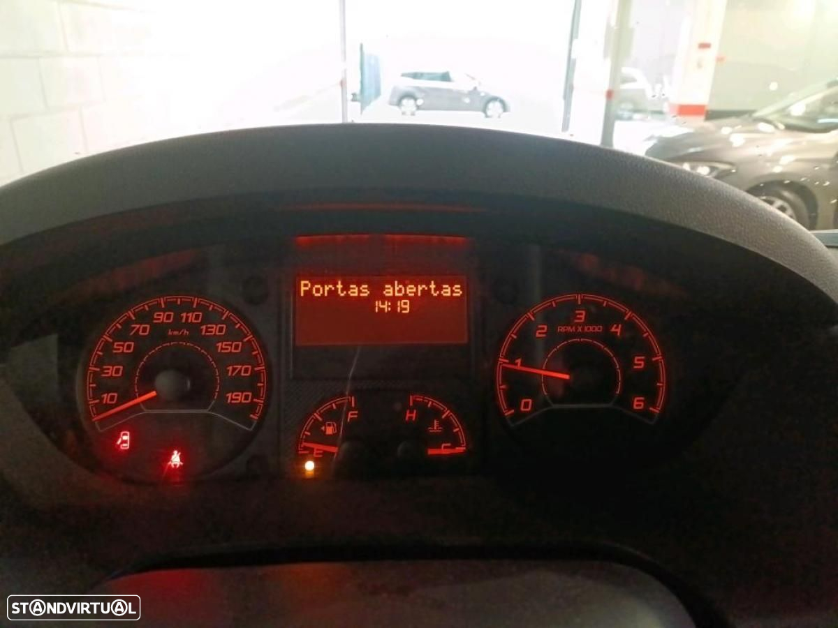 Peugeot Boxer 2.2 BlueHDi 435 L3H3 FIBRADA C/IVA - 8