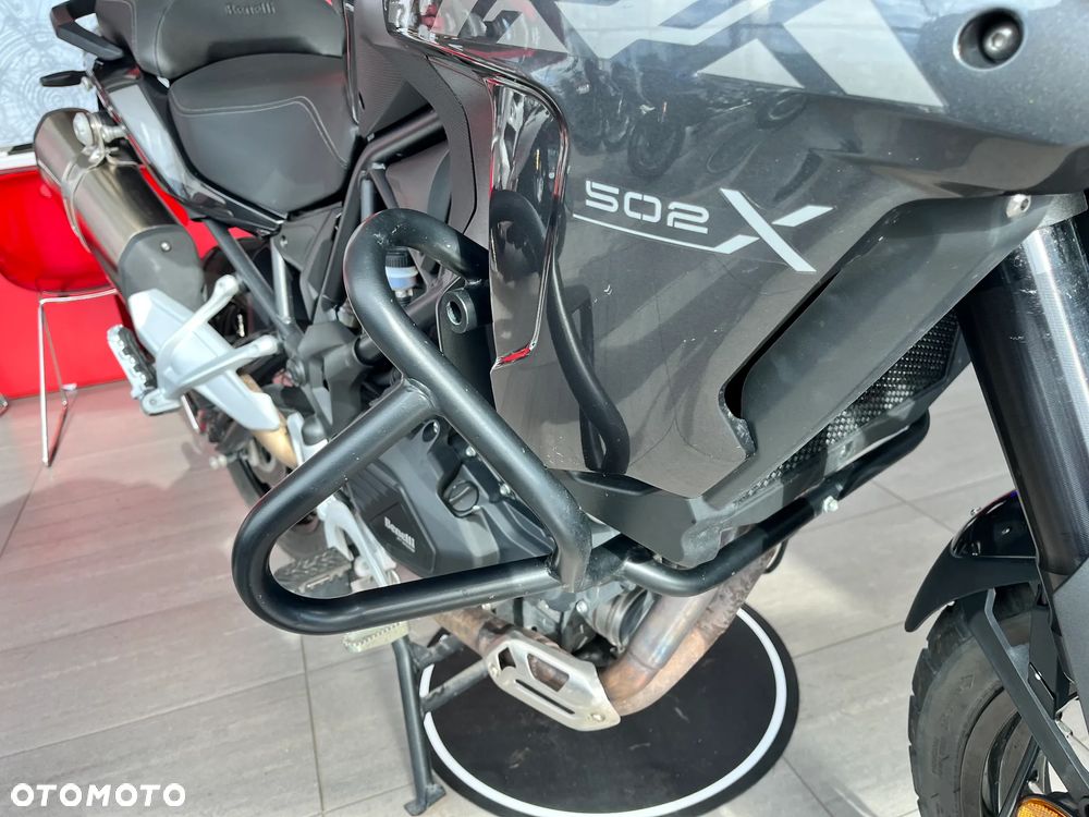 Benelli TRK 502X - 12