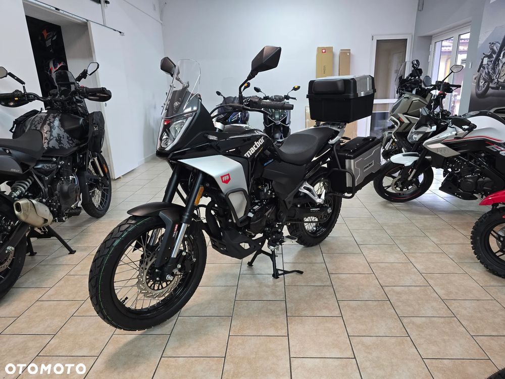 Macbor Montana XR1 125