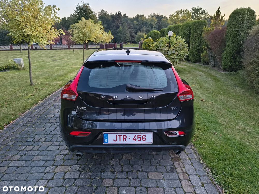 Volvo V40 T2 - 22