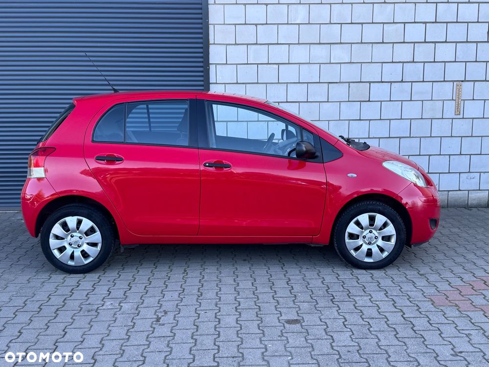 Toyota Yaris 1.0 Premium EU6 - 13