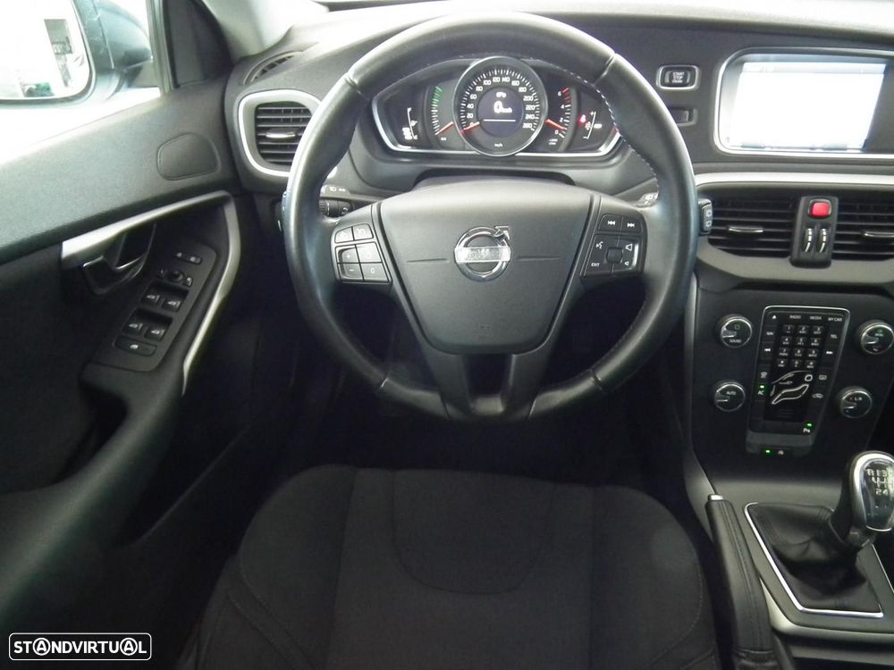 Volvo V40 1.6 D2 Kinetic - 24