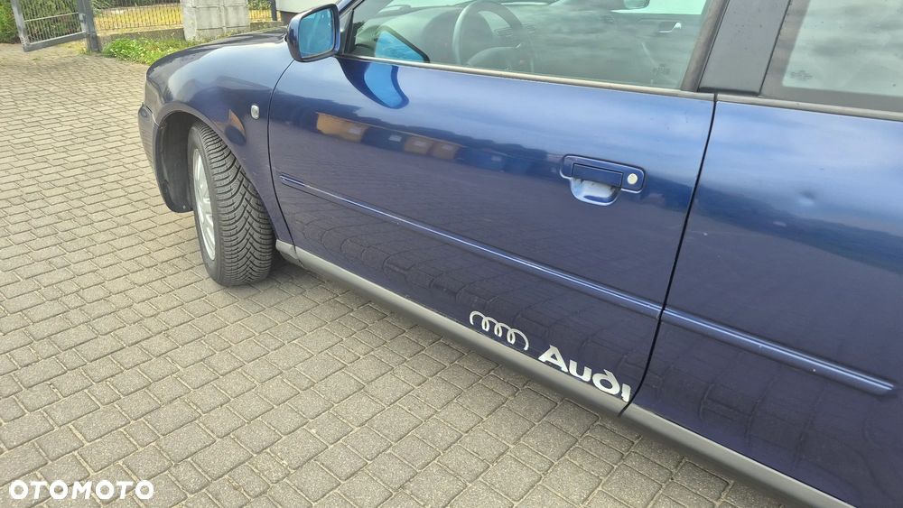 Audi A3 3-drzwiowe 1.6 Ambition - 19
