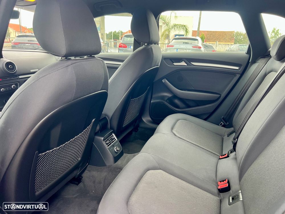 Audi A3 Sportback 1.6 TDI Sport - 14