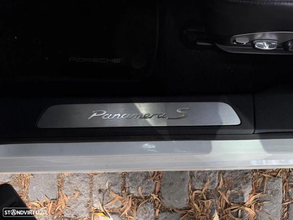 Porsche Panamera S E-Hybrid - 32