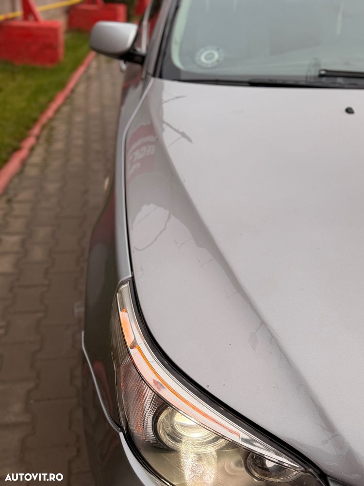 BMW Seria 5 520d Aut. - 9