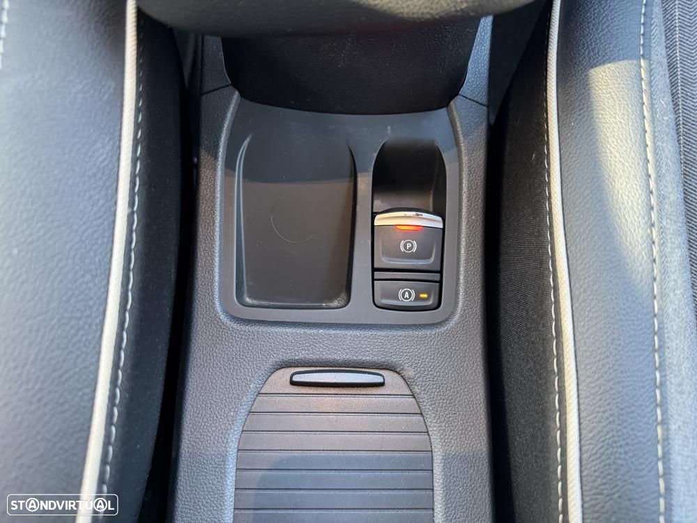 Renault Clio 1.0 TCe Techno Bi-Fuel - 26