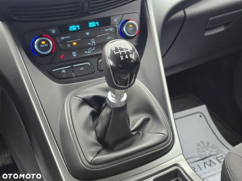 Ford Kuga 1.5 EcoBoost FWD Titanium ASS - 23