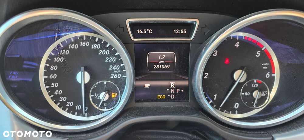 Mercedes-Benz ML - 9