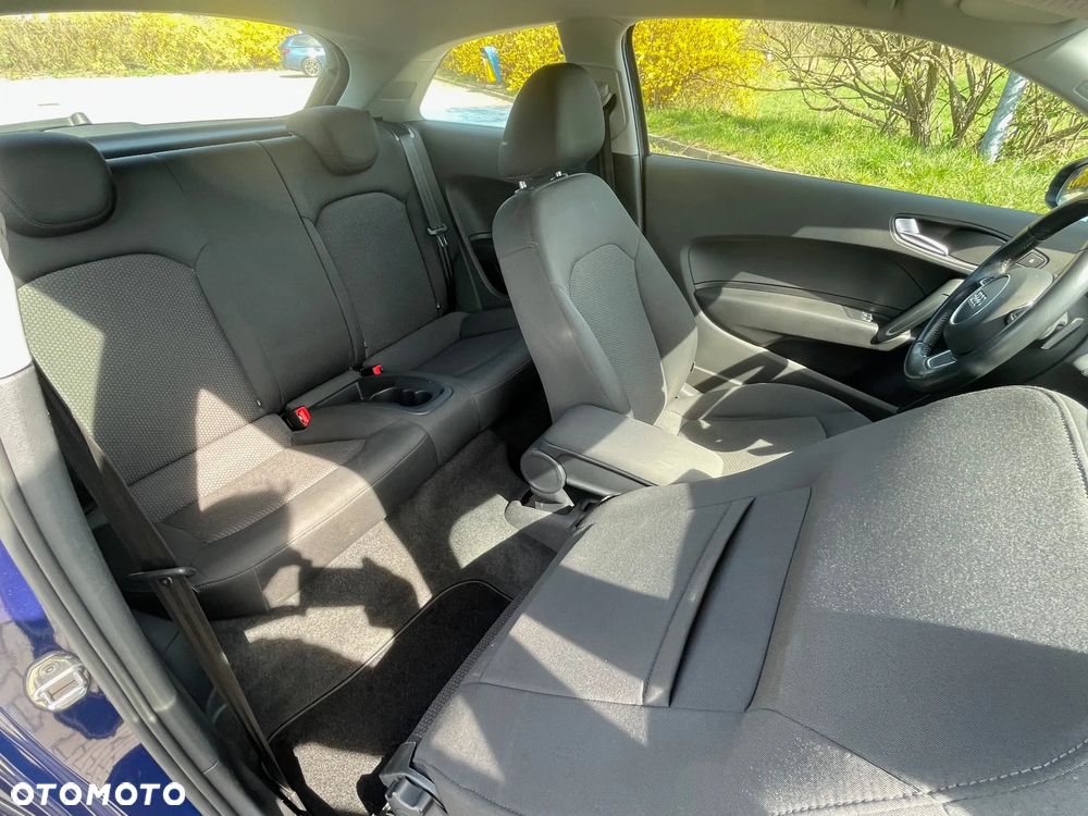 Audi A1 3-drzwiowe 1.4 TFSI S tronic design - 23