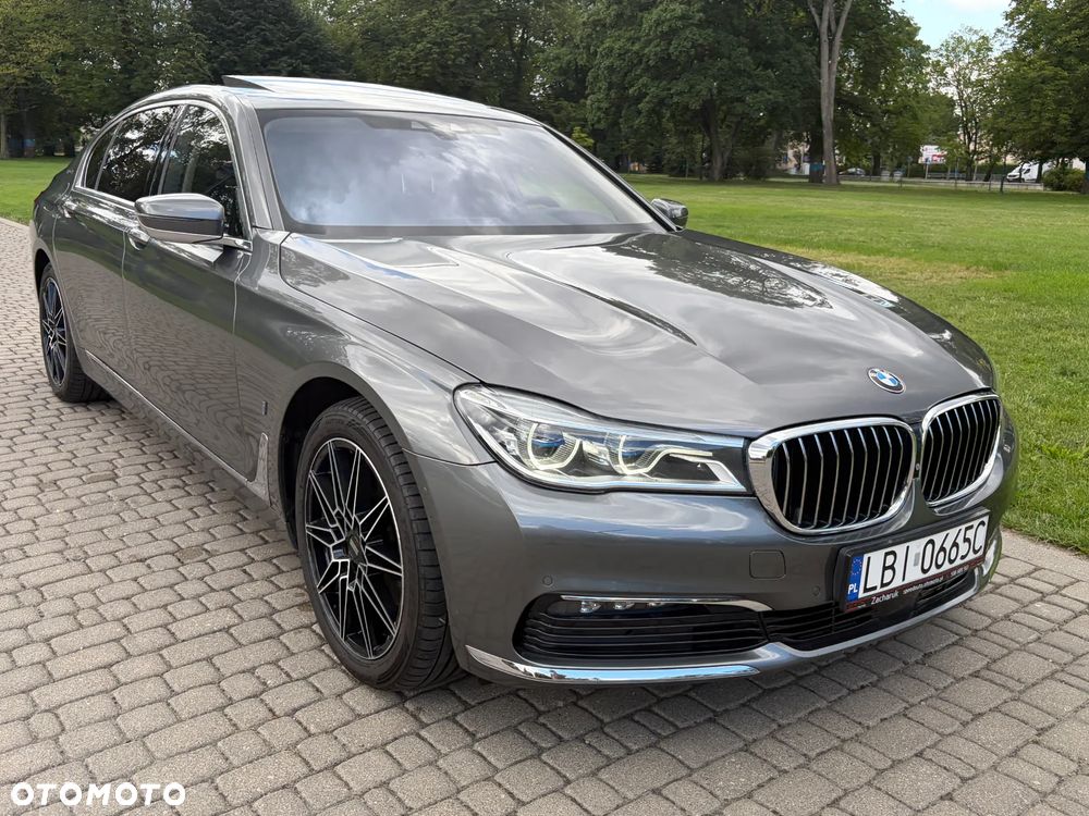 BMW Seria 7 740Le iPerformance - 15