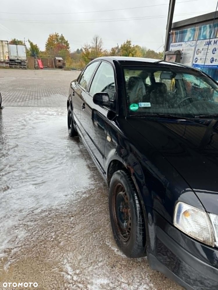 Volkswagen Passat 1998 photo 2