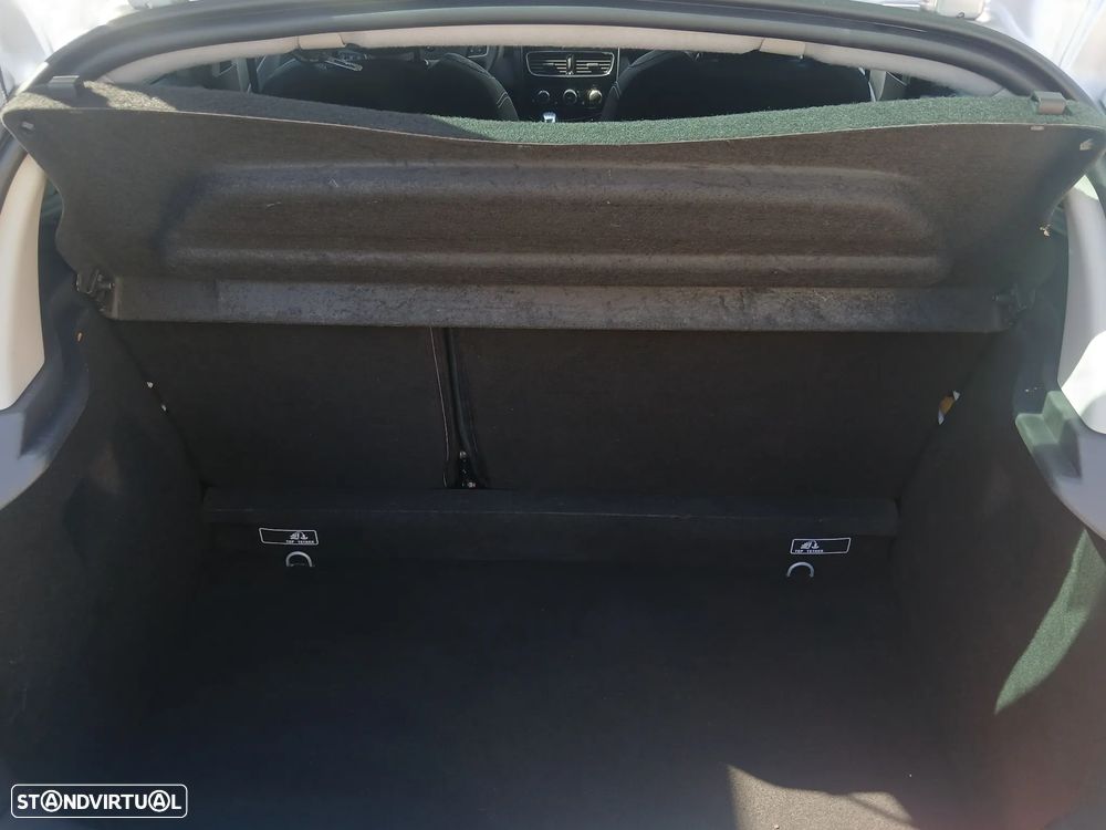 Renault Clio 1.5 dCi Limited - 40