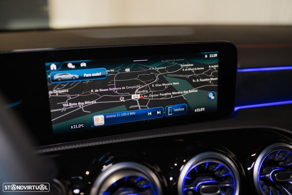 Mercedes-Benz CLA 250 e Shooting Brake AMG Line - 36