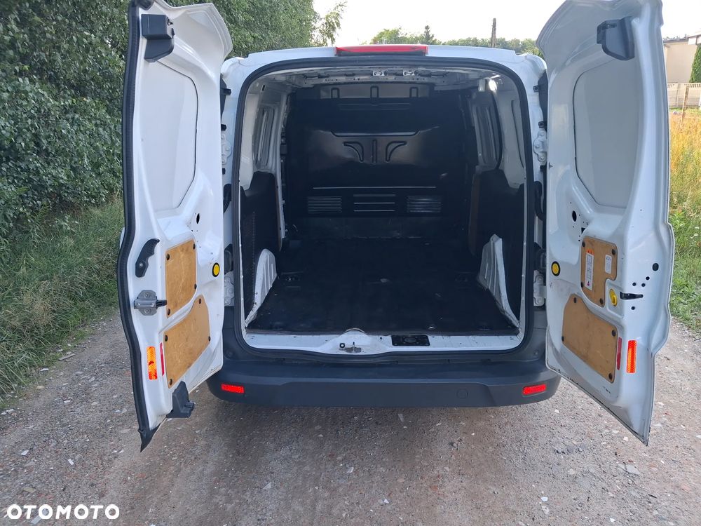 Ford Transit Connect - 13