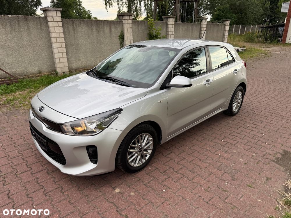 Kia Rio - 2