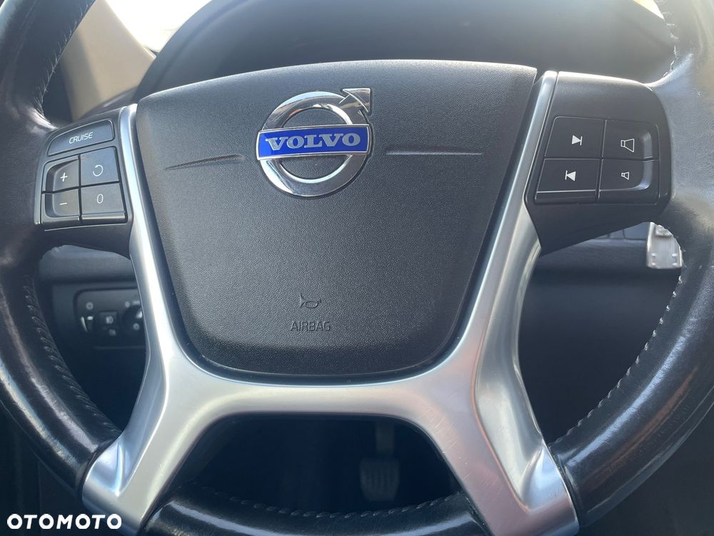 Volvo XC 60 D5 AWD - 27