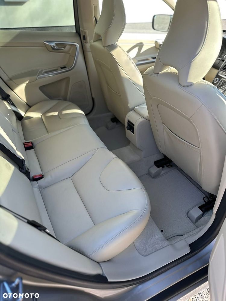 Volvo XC 60 - 12