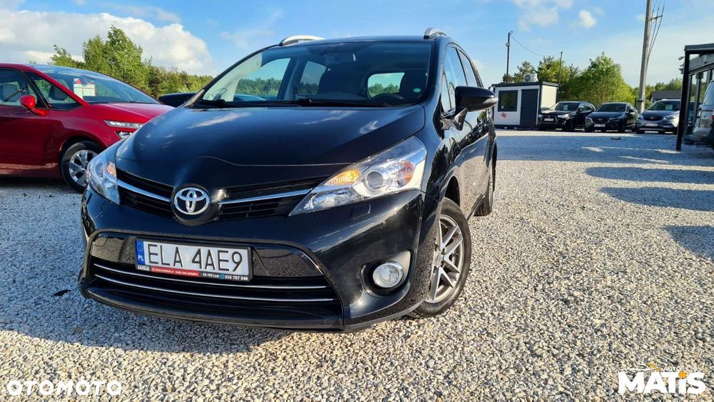 Toyota Verso - 25