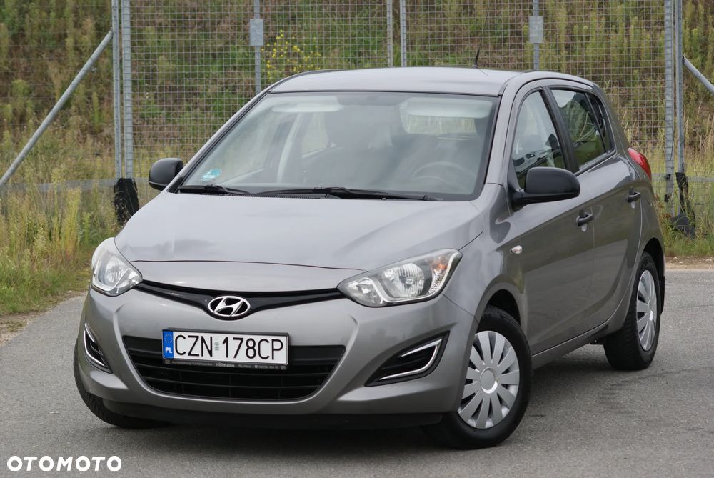 Hyundai i20 - 18