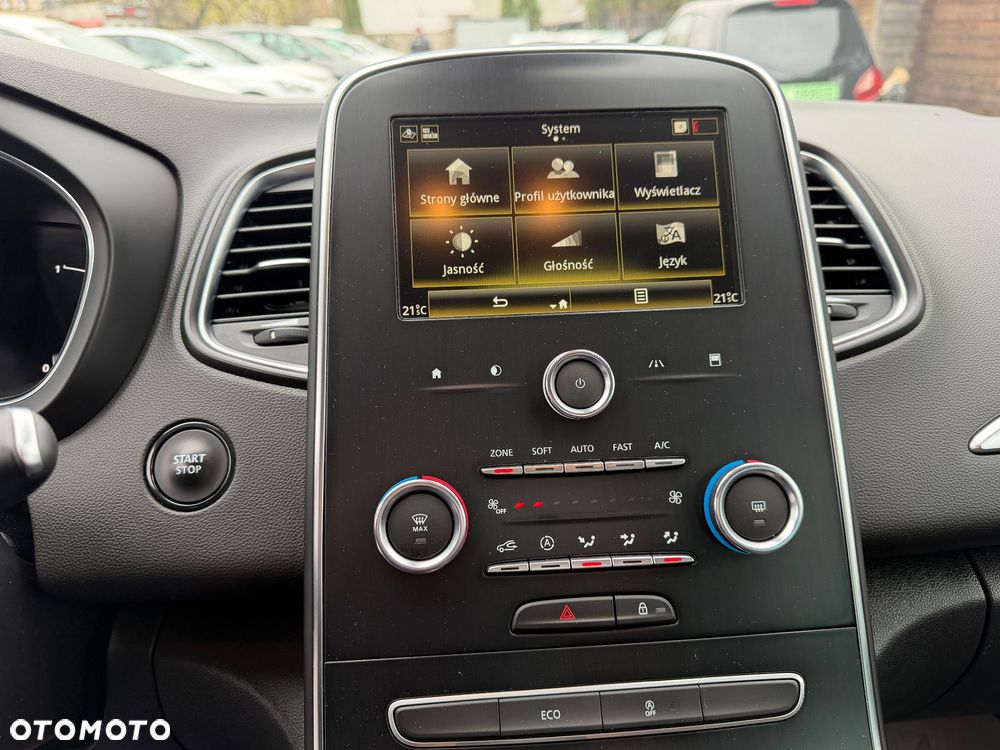 Renault Scenic - 23