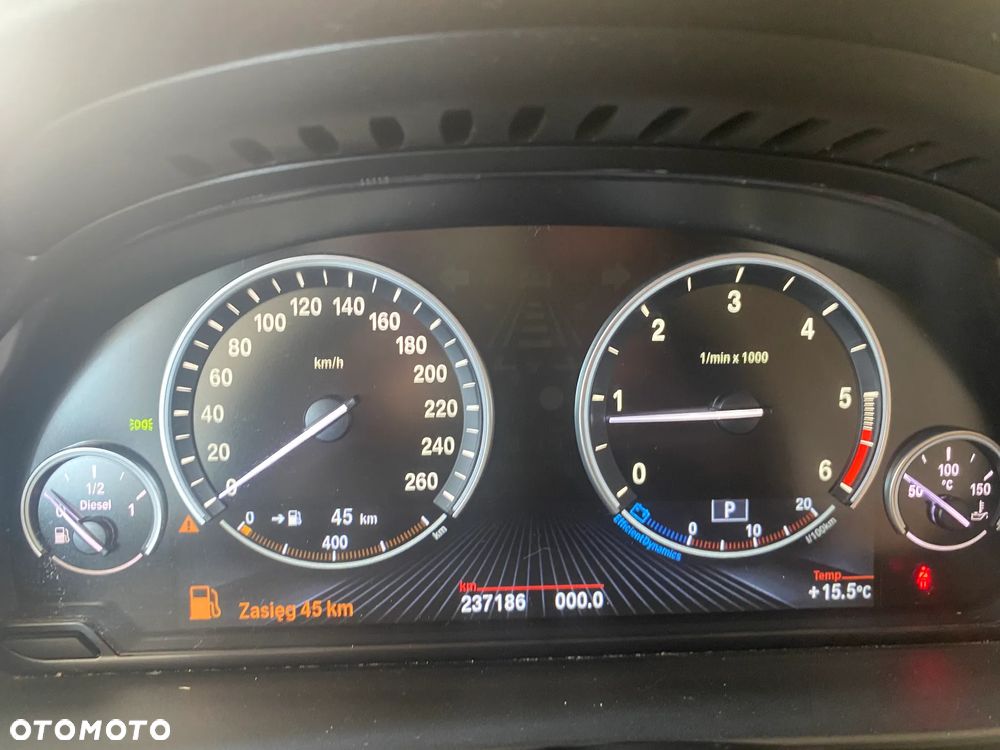 BMW Seria 5 520d xDrive - 7