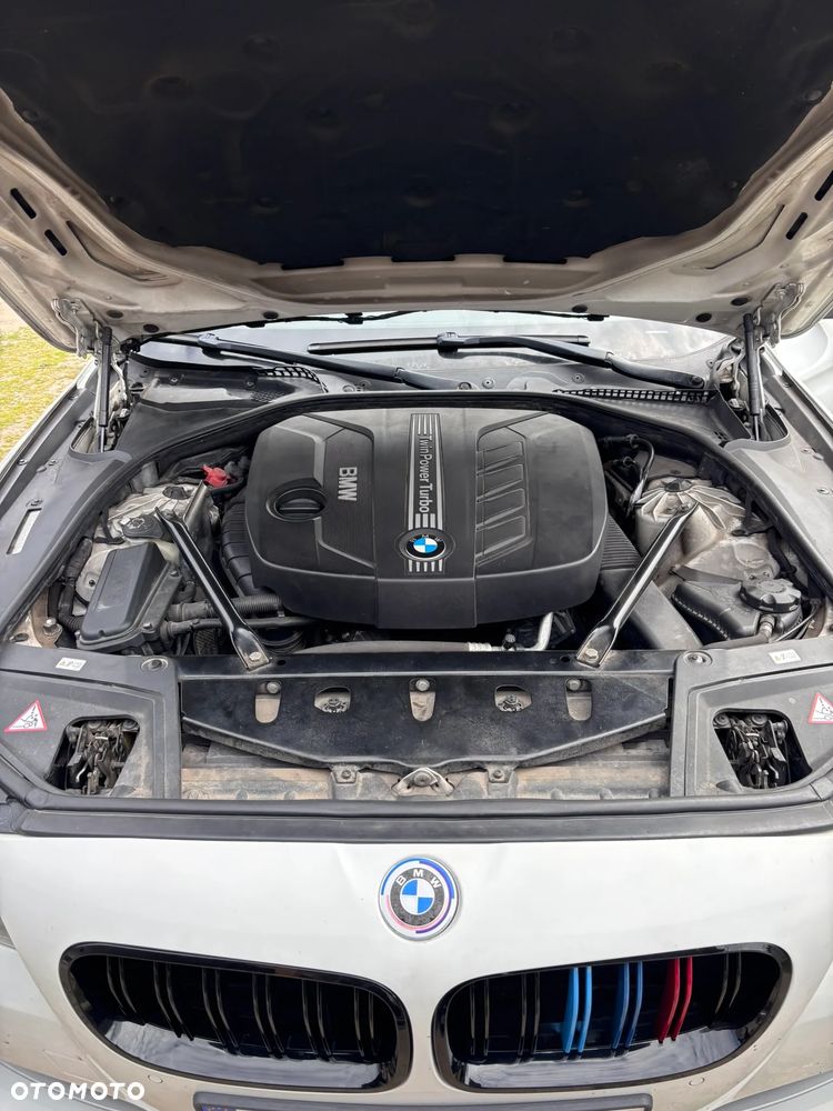 BMW Seria 5 525d Luxury Line - 19