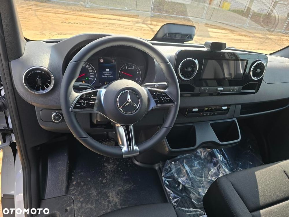 Mercedes-Benz Sprinter 317 CDI Long PRO 9G-Tronic - 11