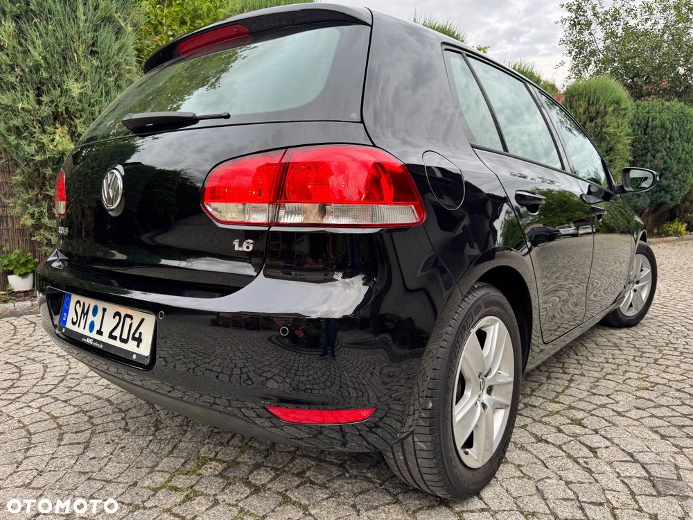 Volkswagen Golf 1.6 United - 10
