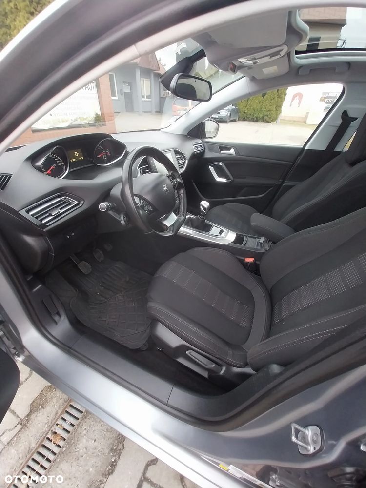 Peugeot 308 - 15