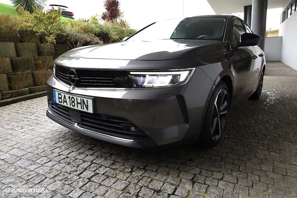 Opel Astra 1.2 T Elegance - 10