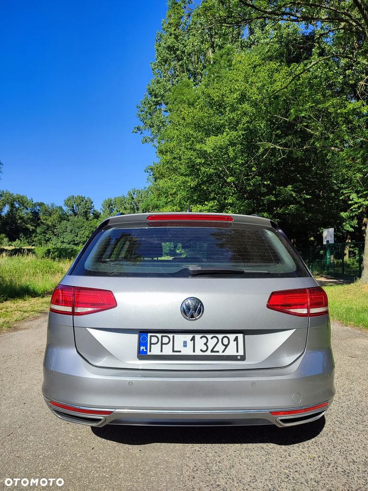 Volkswagen Passat 2.0 TDI SCR DSG Comfortline - 15
