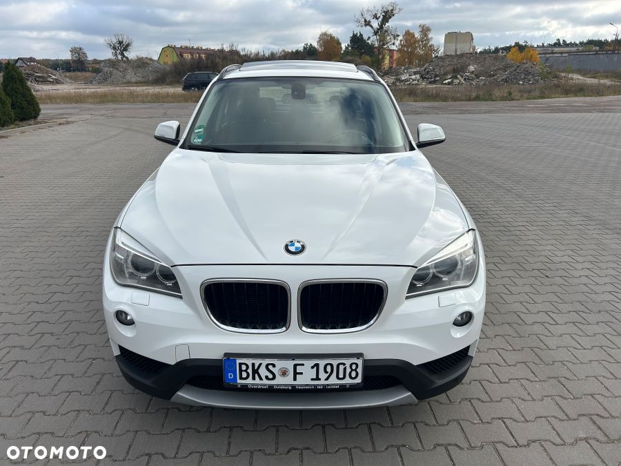 BMW X1 xDrive20d Sport Line - 12