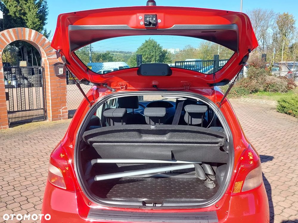 Toyota Yaris 1.4 D-4D Life - 24