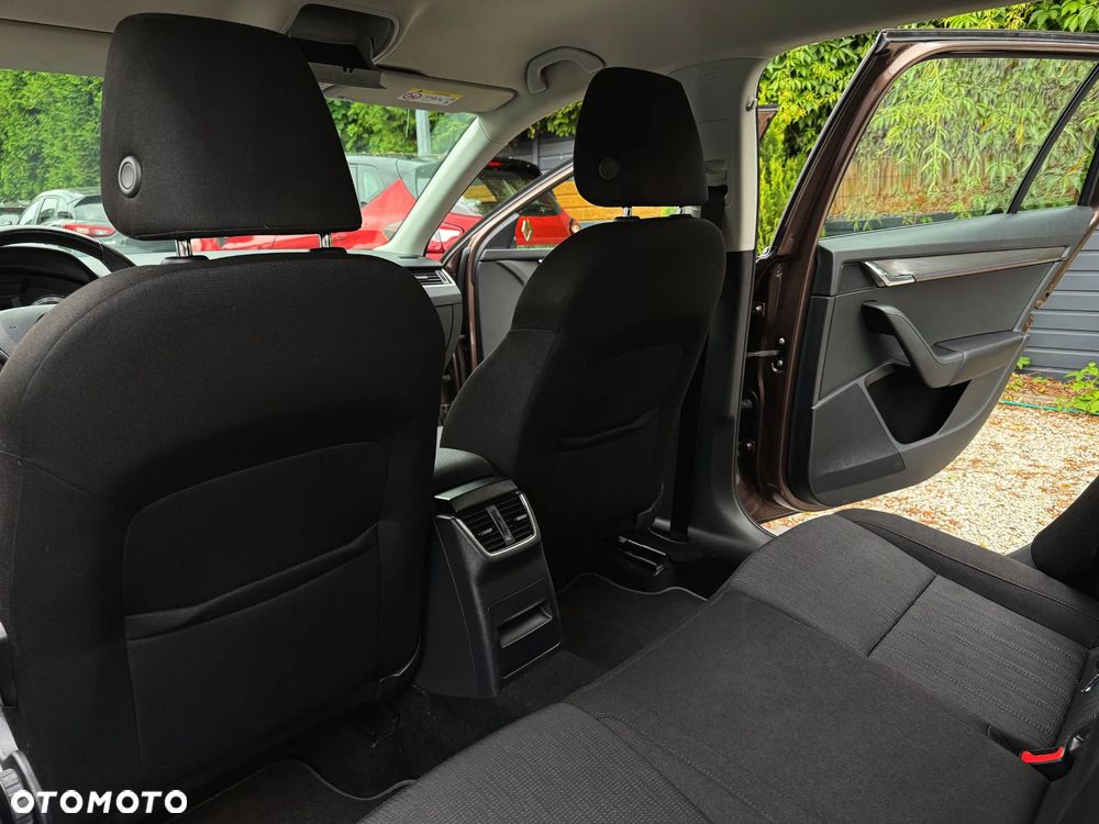 Skoda Octavia 1.5 TSI ACT Style DSG - 16