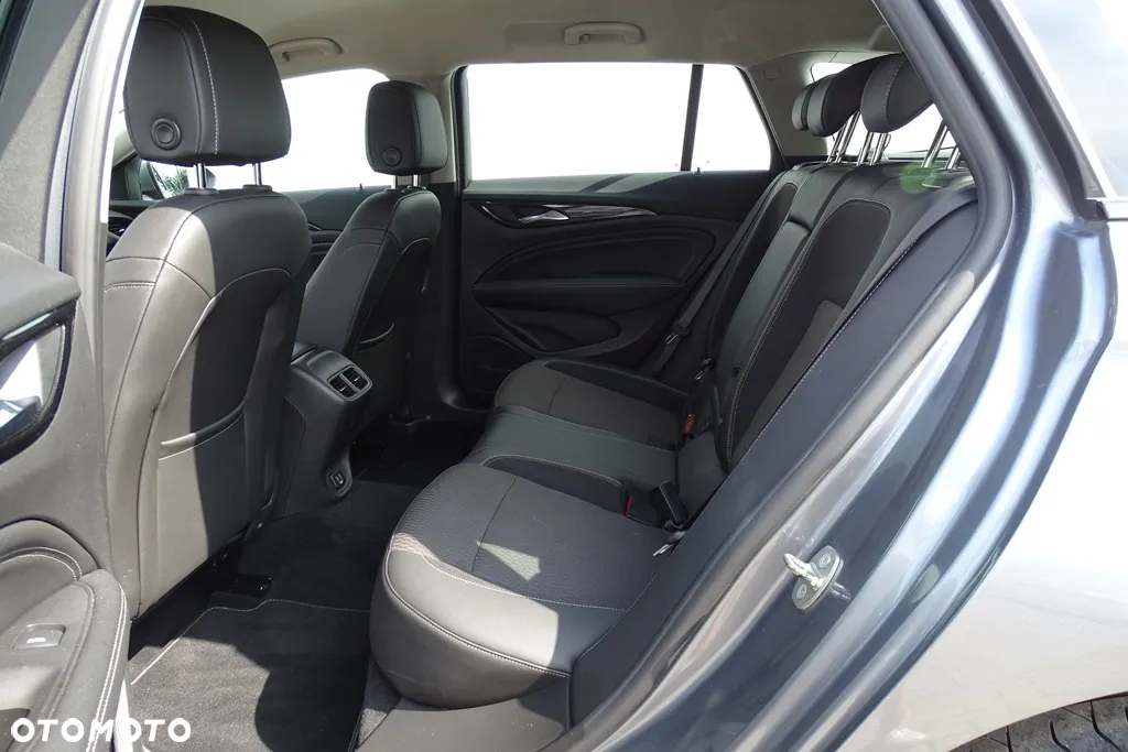 Opel Insignia CT 2.0 CDTI Elite S&S - 27