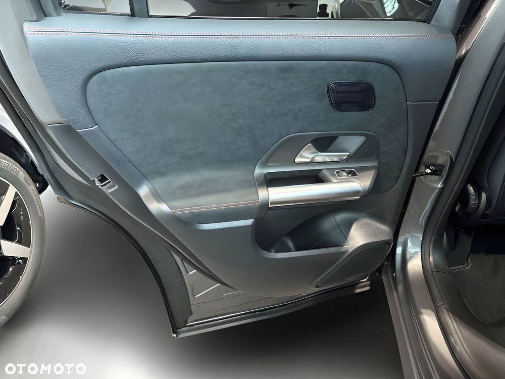 Mercedes-Benz GLA 200 mHEV AMG Line 7G-DCT - 7