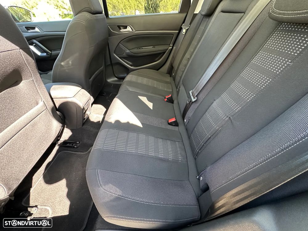 Peugeot 308 SW 1.6 BlueHDi Allure J17 EAT6 - 23