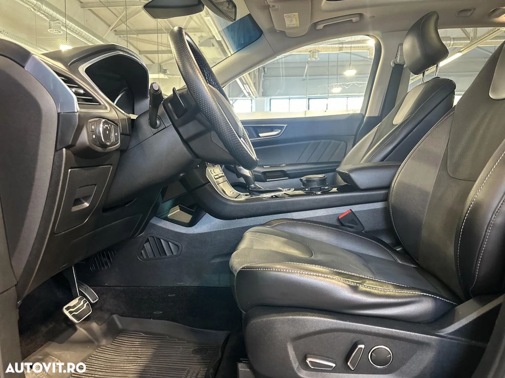 Ford Edge - 24