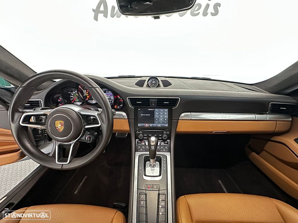 Porsche 911 Série F - 15